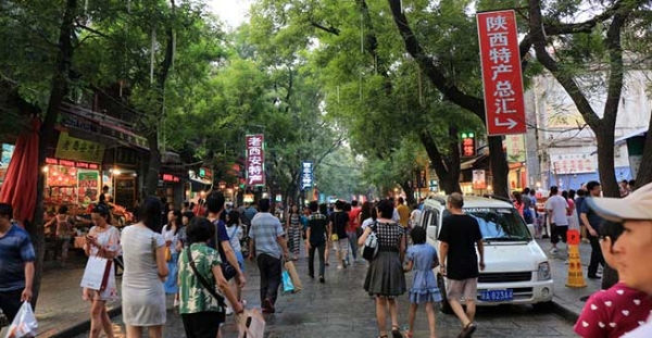 白剑波｜游西安回民街，你不能不吃的9种美食