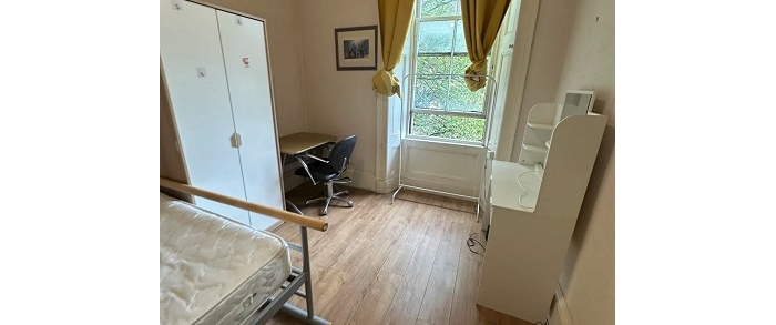 25Fall - 格拉斯哥大学图书馆楼下三房两卫+超大客厅